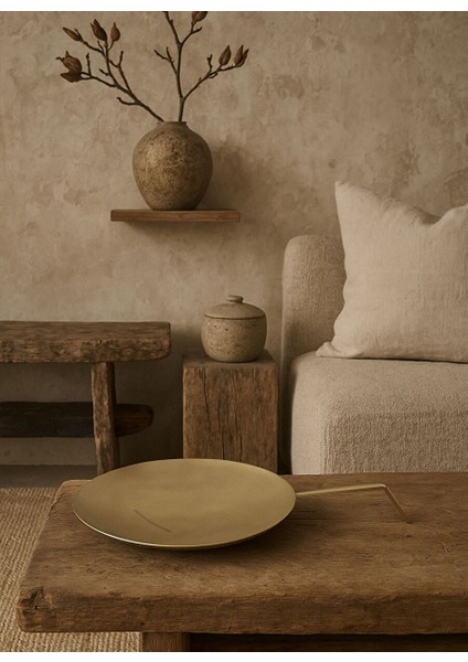 Space Yuvarlak Mat Pirinç Mumluk Dekoratif Obje 20X29 cm