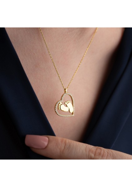 925 Ayar Gümüş Kalpli Bebek Ayağı Kolye fırsatları