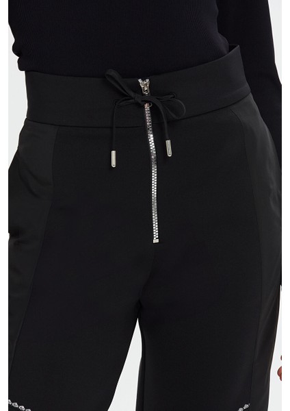 Fermuarlı Işlemeli Boru Paça Siyah Eşofman Altı fırsatları