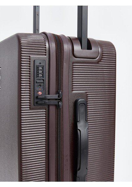 Yeni Sezon Kilit Detaylı Küçük Boy Valiz fırsatları