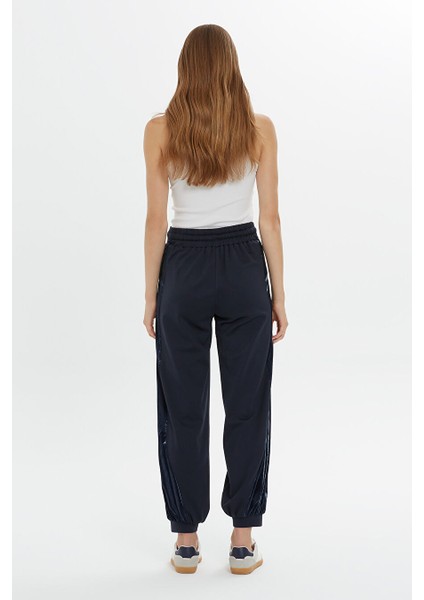 Bağlama Detaylı Paçaları Lastikli Lacivert Eşofman Altı modelleri