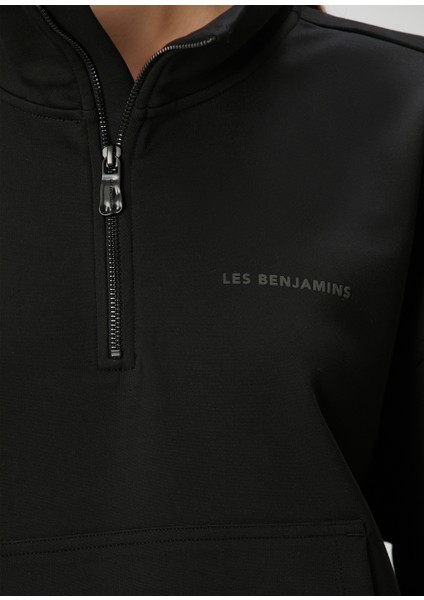 Siyah Logo Detaylı Sweatshirt indirimleri