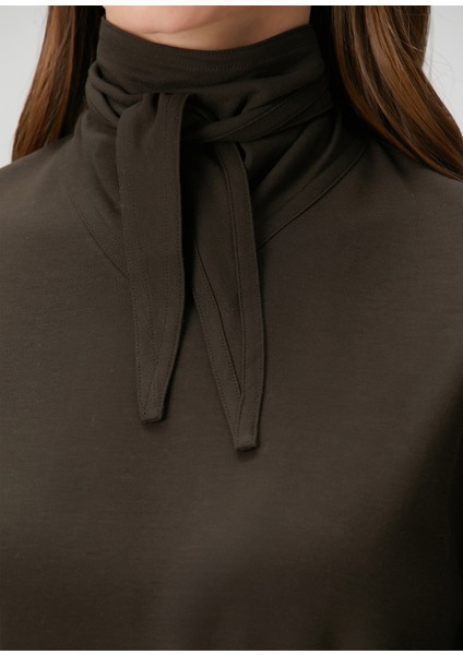 Koyu Kahverengi Fular Detaylı Bluz indirimleri