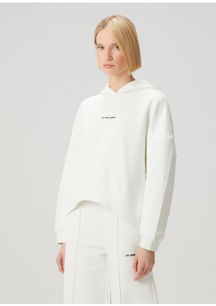 Beyaz Kapüşonlu Sweatshirt modelleri