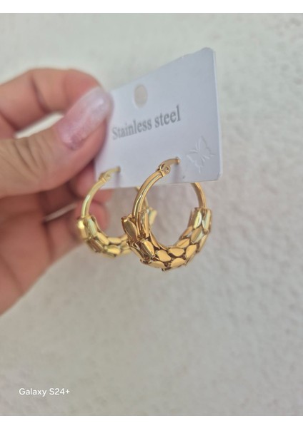 Çelik Halka Küpe Modelleri Tarz ve Spor Model