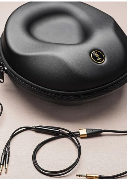 99 Classic Walnut Gold Kulak Üstü Kulaklık fırsatları