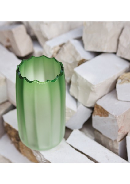 Mare Fonda Mat Fıstık Yeşili Cam Küçük Boy Vazo modelleri
