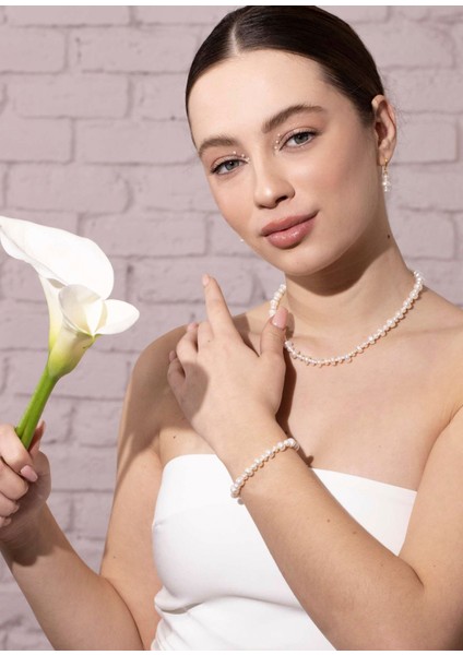 Olivia Kadın Inci Küpe modelleri