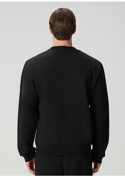 Siyah Logo Detaylı Sweatshirt fırsatları