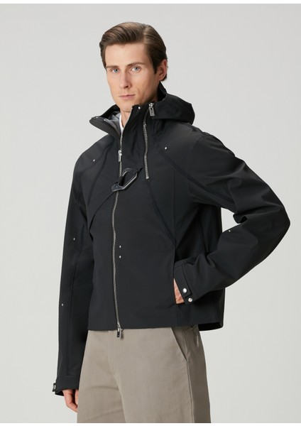 Siyah Kapüşonlu Mont modelleri