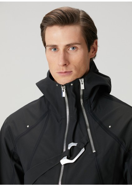 Siyah Kapüşonlu Mont indirimleri