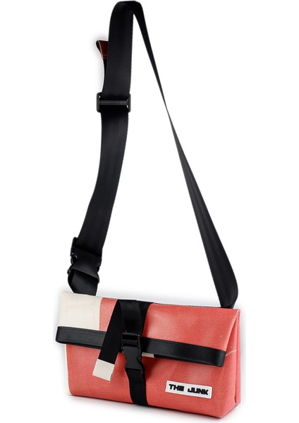 J-Ken 015 Ileri Dönüşüm Malzemelerden Üretilmiş Bel ve Omuz Çantası modelleri