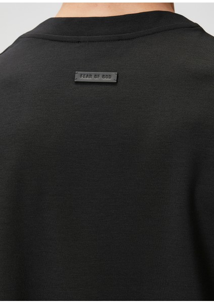Siyah Logo Detaylı T-Shirt
