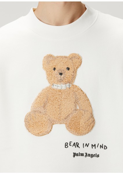 Beyaz Figür Detaylı Slogan Baskılı Sweatshirt indirimleri