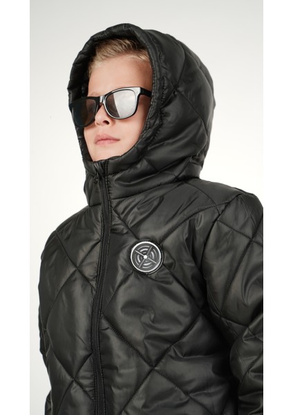 Baklava Desenli Erkek Çocuk Su ve Rüzgar Geçirmez Içi Wersoftlu Kapüşonlu Mont fırsatları