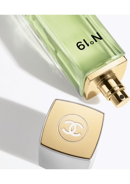 N°19 Eau De Toilette Spray 100ML fiyatları