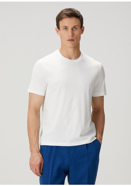 Kırık Beyaz Basic T-Shirt modelleri