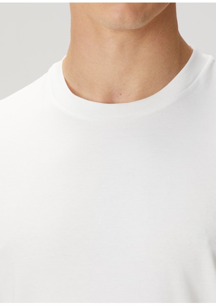 Kırık Beyaz Basic T-Shirt indirimleri