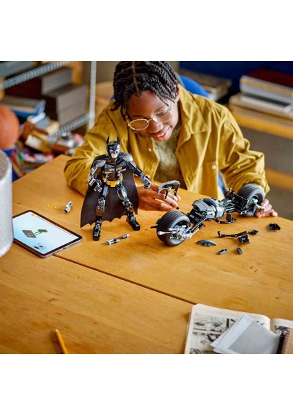 Dc 76273 Batman Yapım Figürü ve Bat-Pod Motosiklet fırsatları