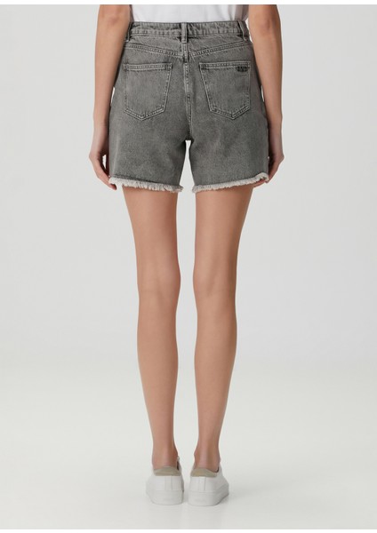 Gri Denim Şort fırsatları
