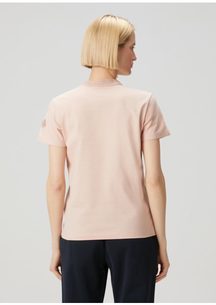 Pembe T-Shirt fırsatları