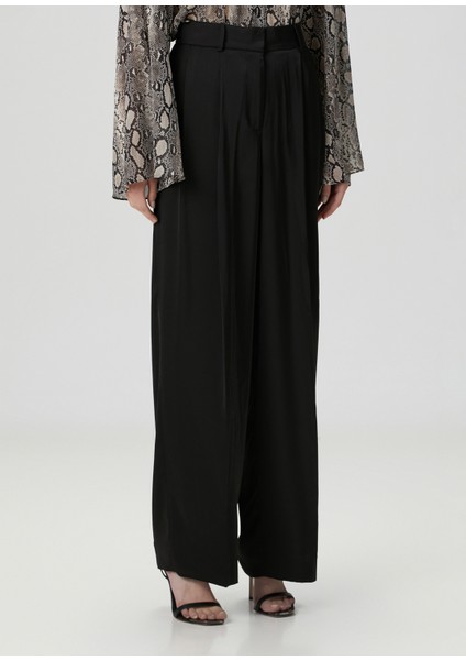 Siyah Wide Leg Saten Pantolon modelleri