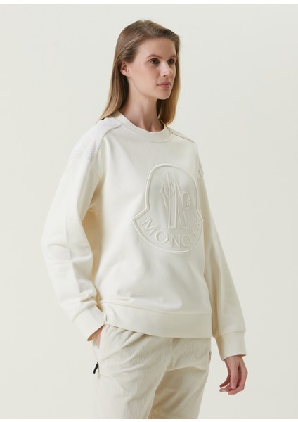 Beyaz Logolu Sweatshirt modelleri