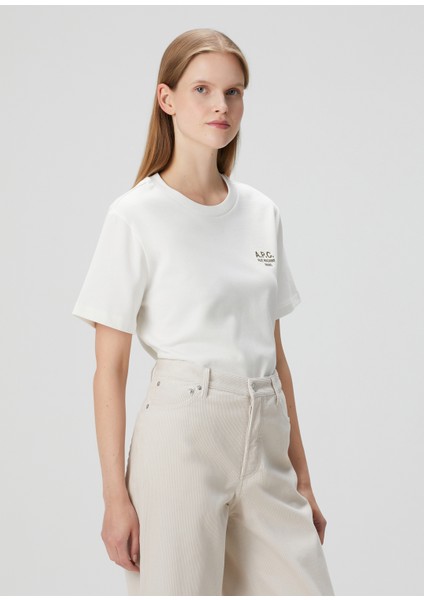 Beyaz Logolu T-Shirt modelleri