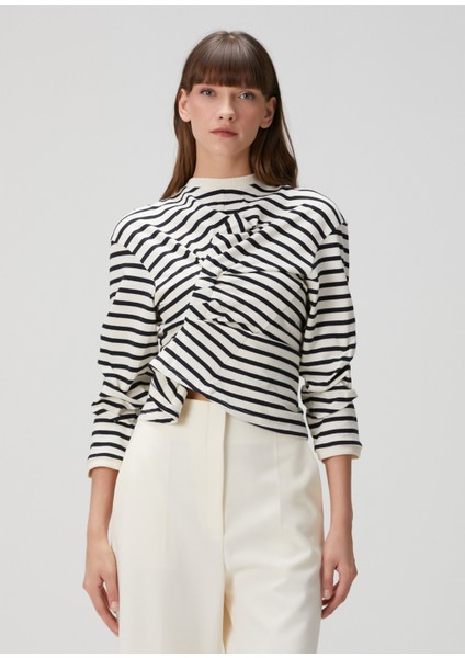 Lacivert Ekru Çizgili T-Shirt