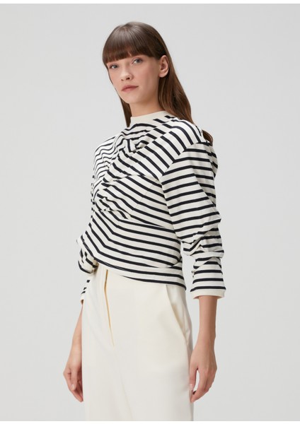 Lacivert Ekru Çizgili T-Shirt modelleri