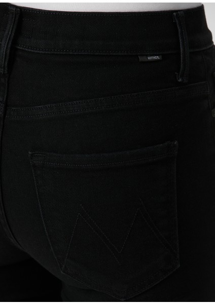 Weekender Siyah Jean Pantolon indirimleri