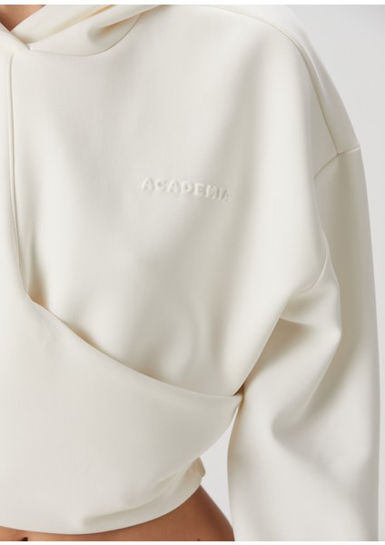 Kırık Beyaz Kapüşonlu Logolu Sweatshirt