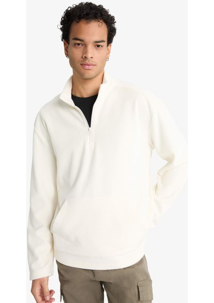 Regular Fit Dik Yaka Yarım Fermuarlı Kadife Sweatshirt F2352AX25WN fırsatları