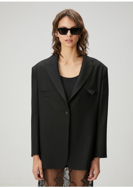 Oversize Siyah Yün Ceket