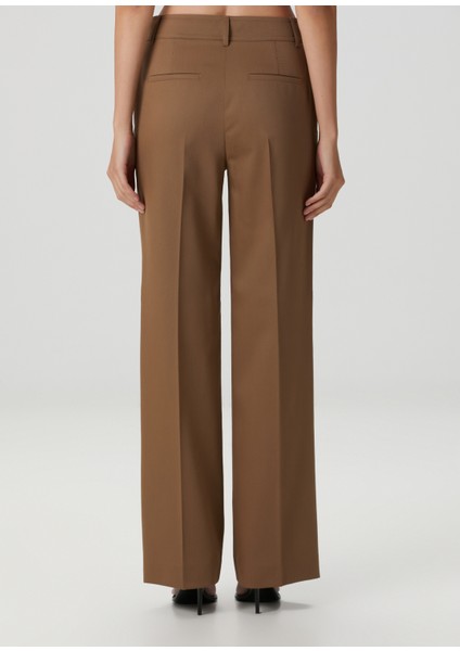Straight Fit Kahverengi Pantolon indirimleri