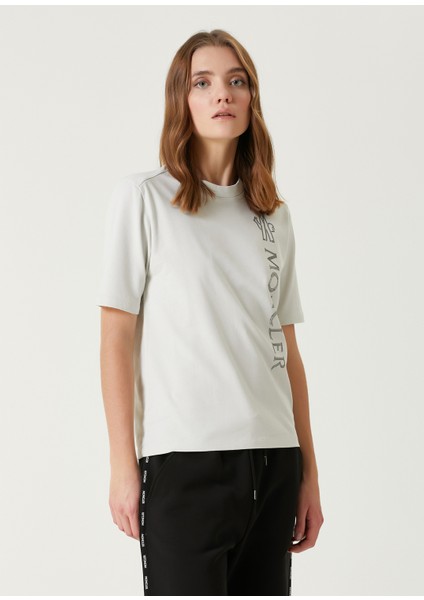 Açık Gri Logolu T-Shirt modelleri
