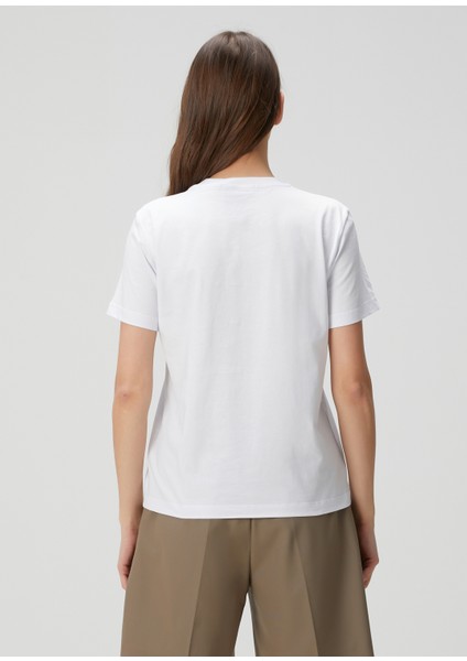 Beyaz Logolu T-Shirt fırsatları