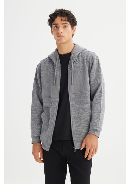Regular Fit Normal Kesim Kapüşonlu Cepli Içi Polarlı Fermuarlı Sweatshirt modelleri