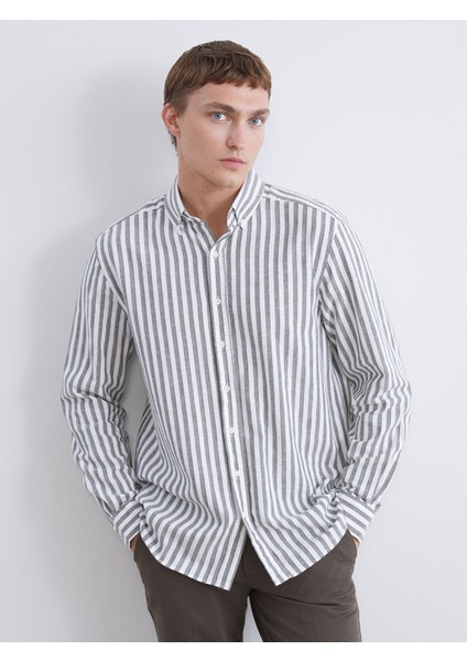 Yeni Sezon Regular Fit Çizgili Keten Görünümlü Erkek Gömlek