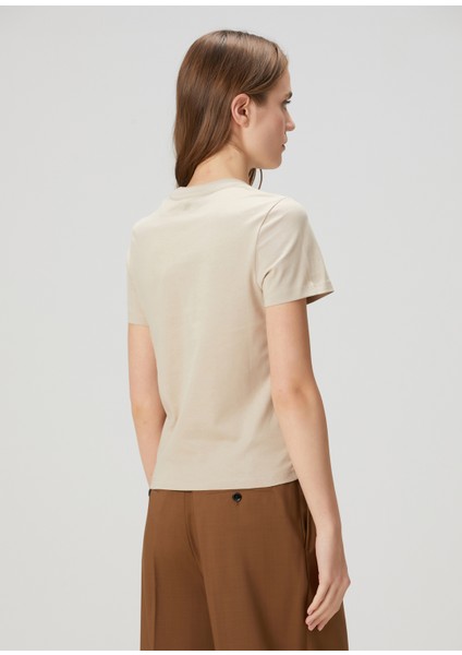 Bej T-Shirt fırsatları