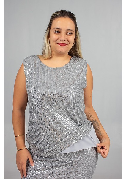 Büyük Beden Astarlı Pul Payet Beden Işıltılı ve Zarif Bluz