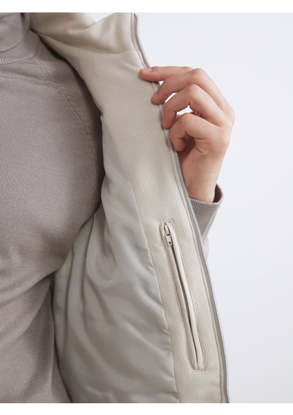 Yeni Sezon Slim Fit Dik Yaka Erkek Şişme Yelek fırsatları