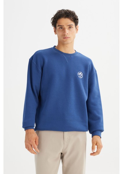 Pamuklu Içi Polarlı Regular Fit Kapüşonlu Logo Detaylı Sweatshirt modelleri