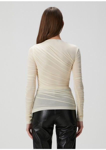 Tania Twist Krem T-Shirt fırsatları