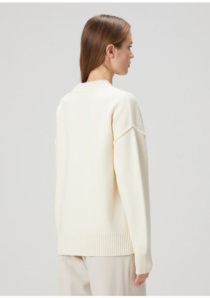 Ekru Logo Jakarlı Yün Hırka fırsatları