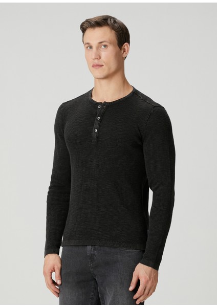Memphis Siyah Yakası Düğmeli Uzun Kollu T-Shirt modelleri