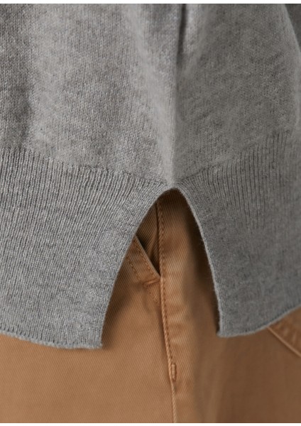 Gri Yün Kazak indirimleri