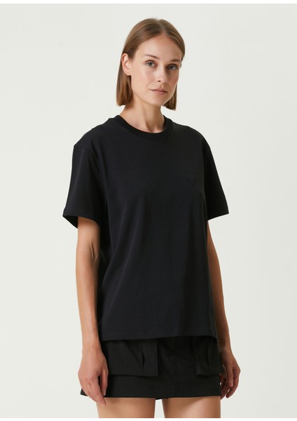 Siyah Logo Detaylı T-Shirt modelleri