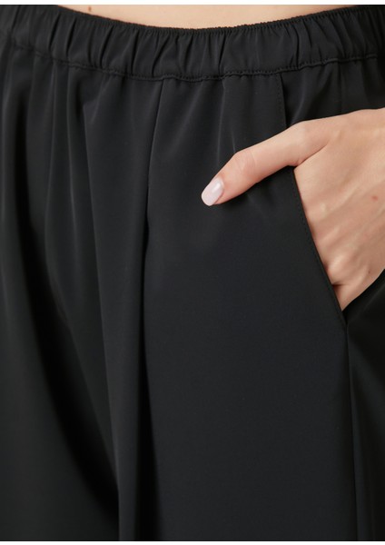 Siyah Crop Pantolon indirimleri