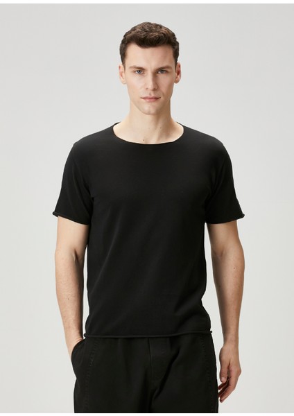 Siyah Kısa Kollu Triko